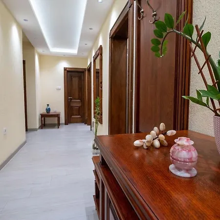 Paradise Palace * Podgorica